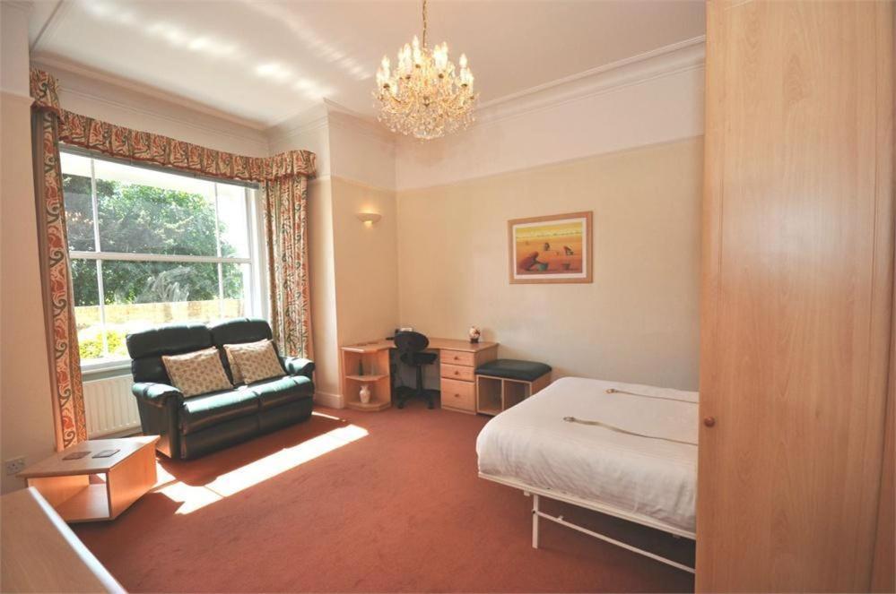 Thames View Apartments Staines-upon-Thames Kültér fotó